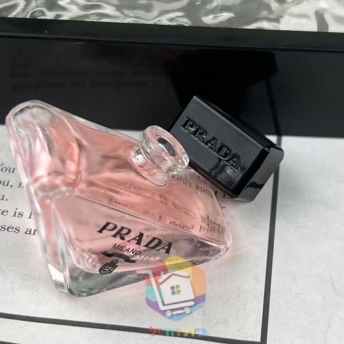 מארז Prada Paradoxe: בושם, שפתון, קרם ידיים 5