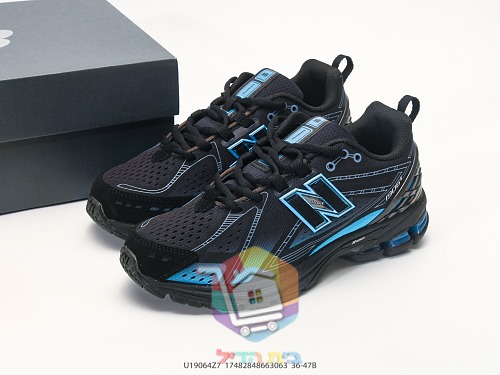 New Balance 1906R Sneaker in Schwarz mit dem N an der Seite 10
