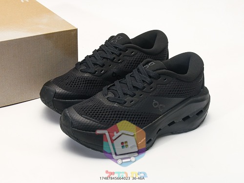 OC Laufschuhe aus perforiertem Mesh mit dicker Sohle 9