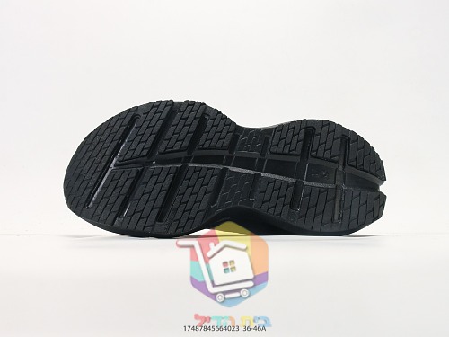 OC Laufschuhe aus perforiertem Mesh mit dicker Sohle 14