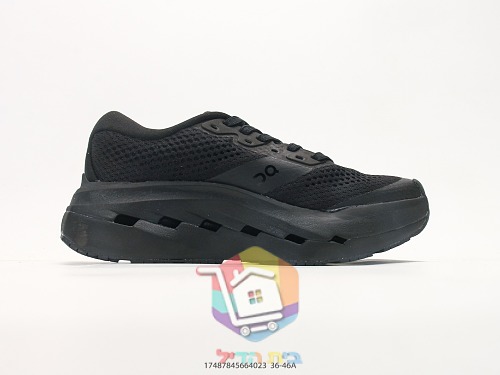 OC Laufschuhe aus perforiertem Mesh mit dicker Sohle 16