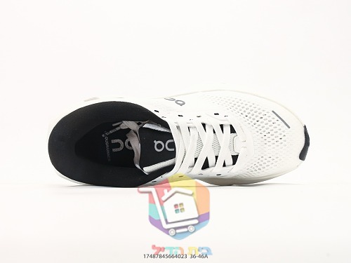 OC Laufschuhe aus perforiertem Mesh mit dicker Sohle 23