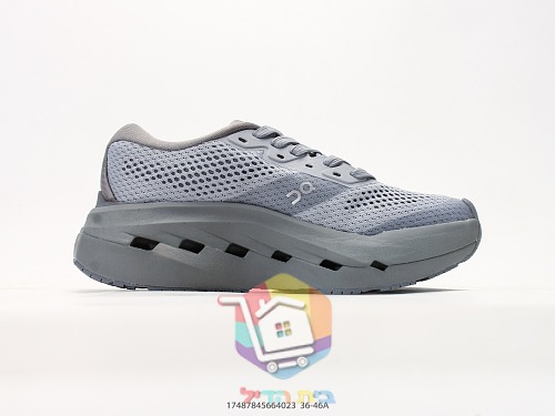 OC Laufschuhe aus perforiertem Mesh mit dicker Sohle 32