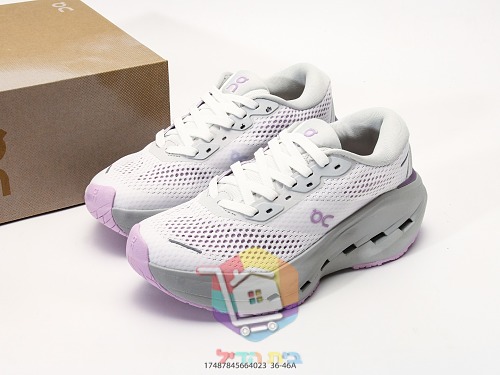 OC Laufschuhe aus perforiertem Mesh mit dicker Sohle 34