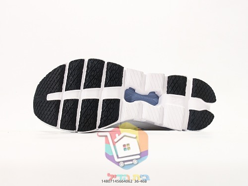OC Laufschuhe aus Strick mit perforierter Sohle 13
