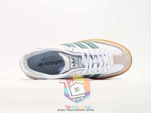 adidas Samba und Superstar Sneaker mit Hello Kitty Print 22