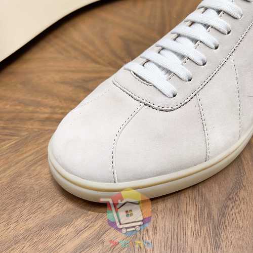Sneaker Loro Piana aus Wildleder 4