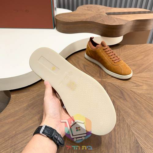 Sneaker Loro Piana aus Wildleder 31