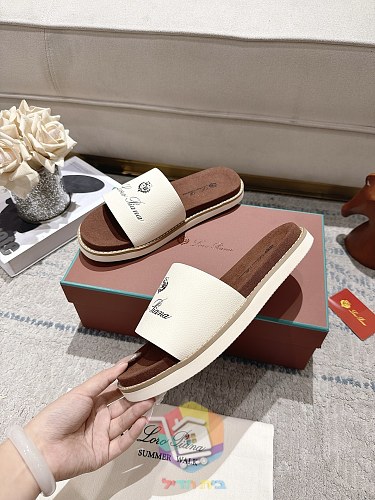 Plateau-Sandalen Loro Piana Summer Walk mit breitem Riemen 22