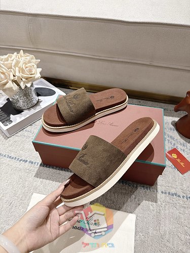 Plateau-Sandalen Loro Piana Summer Walk mit breitem Riemen 33