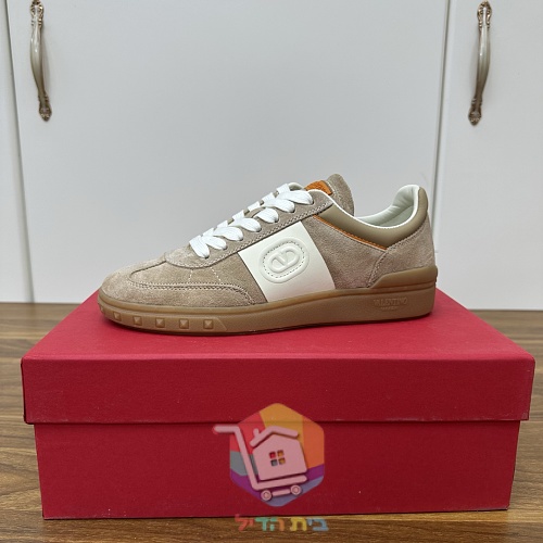 Sneaker VALENTINO mit erhabenem Logo an der Seite