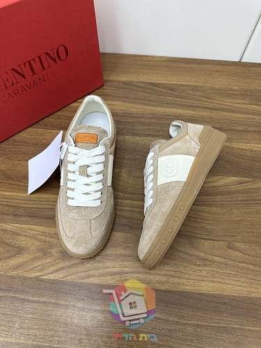 Sneaker VALENTINO mit erhabenem Logo an der Seite 7