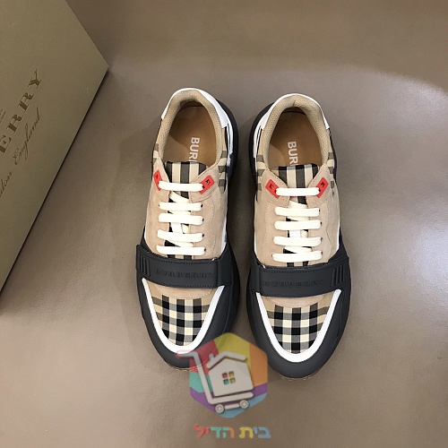 Sneaker BURBERRY mit Karomuster 8
