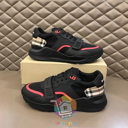 Sneaker BURBERRY mit Karomuster 51
