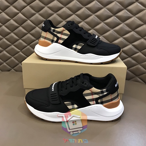 Sneaker BURBERRY mit Karomuster 53