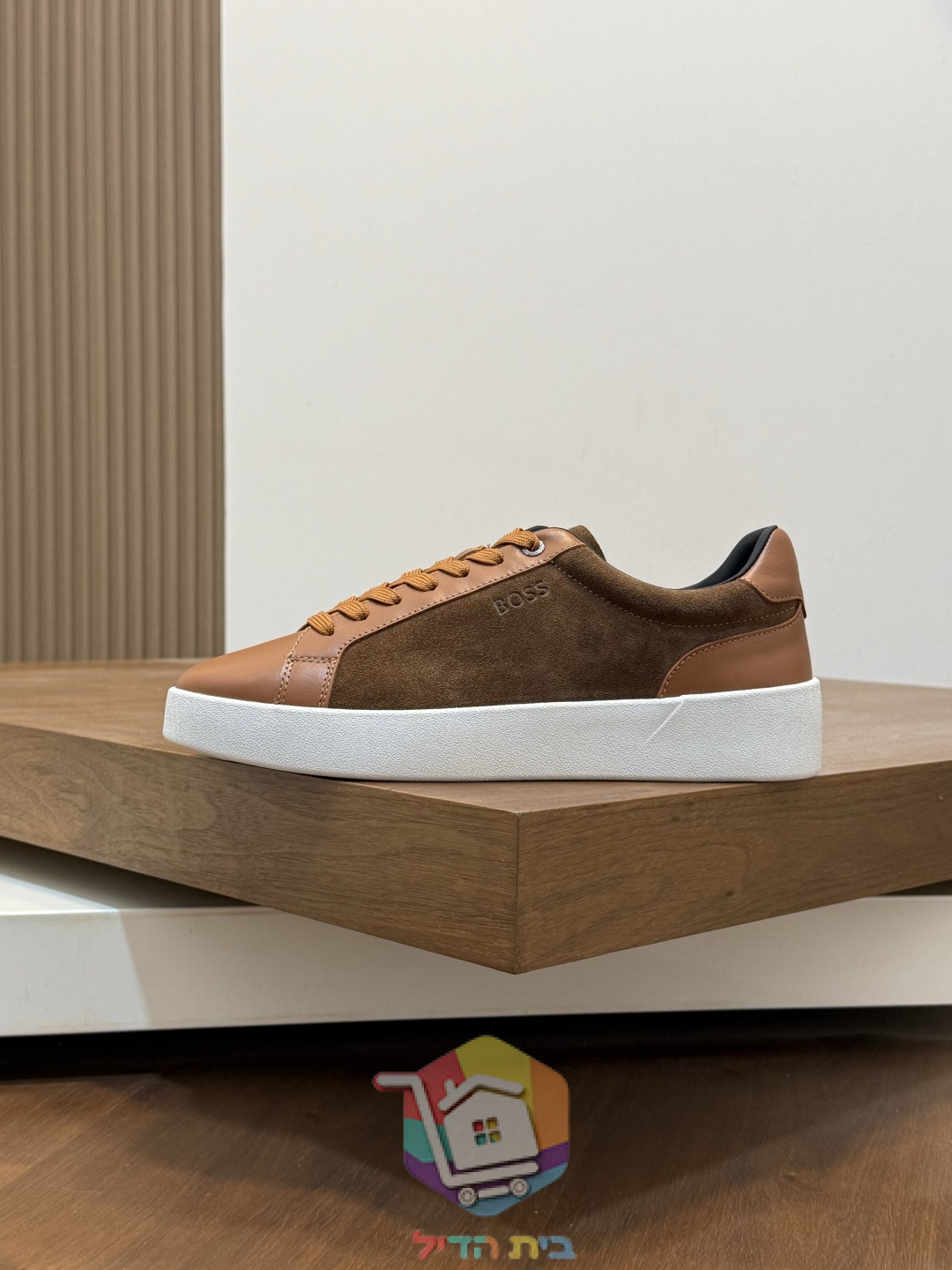 Sneaker BOSS aus Wildleder und Leder