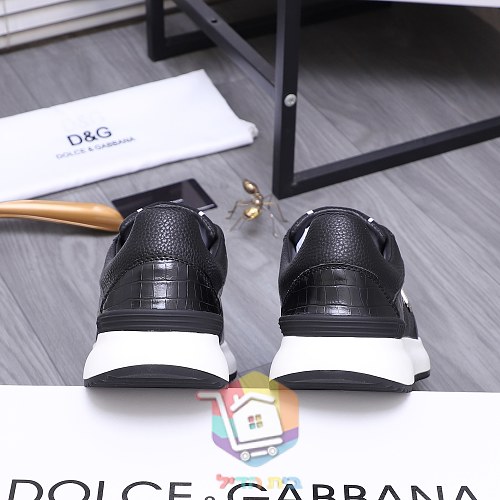 Sneaker DOLCE&GABBANA mit DG aus Metall an der Seite 10