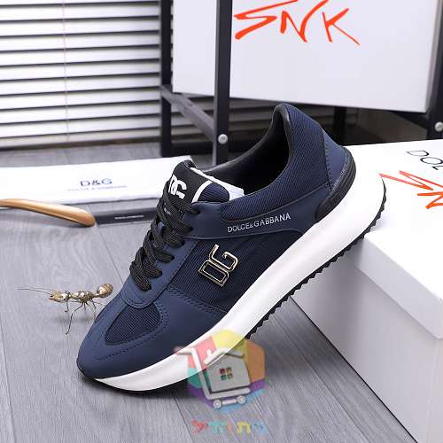 Sneaker DOLCE&GABBANA mit DG aus Metall an der Seite 24