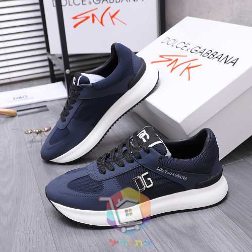Sneaker DOLCE&GABBANA mit DG aus Metall an der Seite 26
