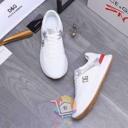 Sneaker DOLCE&GABBANA mit DG aus Metall an der Seite 34