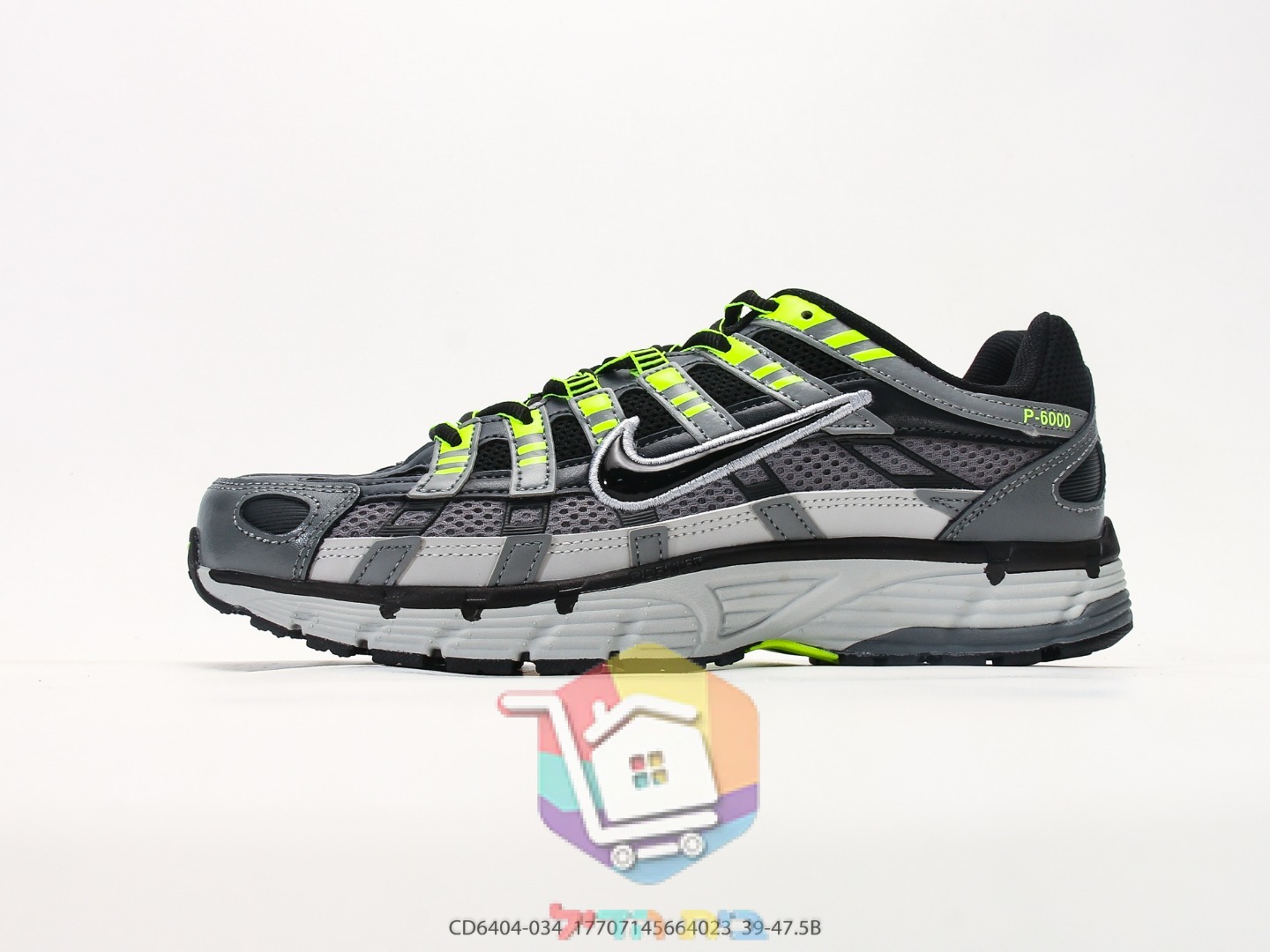 NIKE P-6000 Laufschuhe aus Mesh
