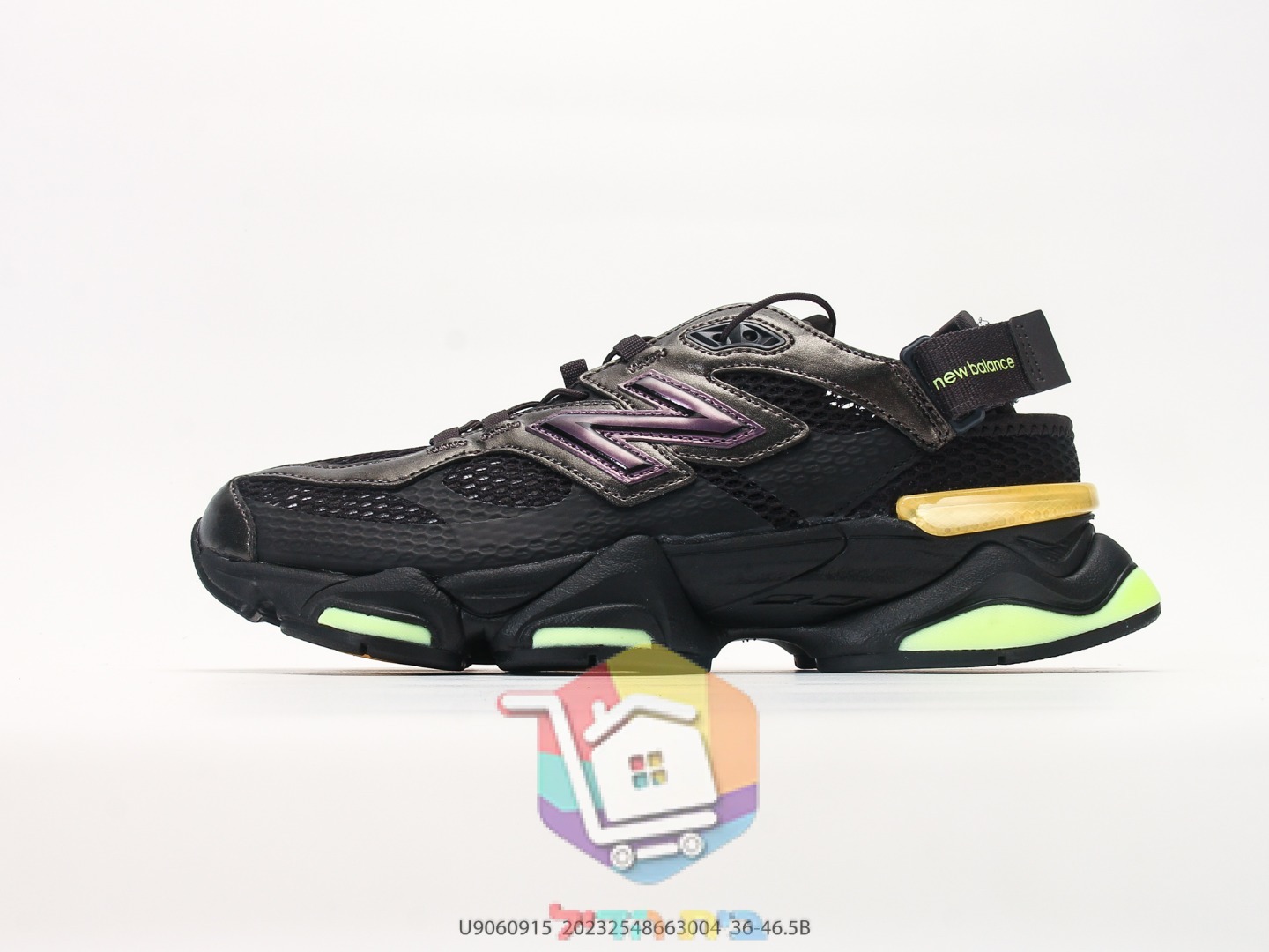 Sneaker New Balance 9060 in Schwarz mit lila Logo