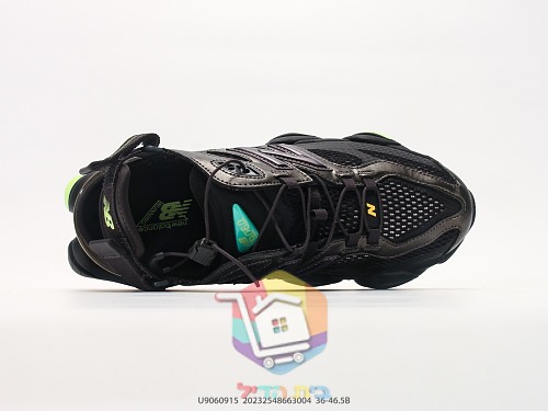 Sneaker New Balance 9060 in Schwarz mit lila Logo 7