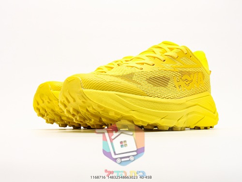 Laufschuhe HOKA mit dicker Dämpfung 6