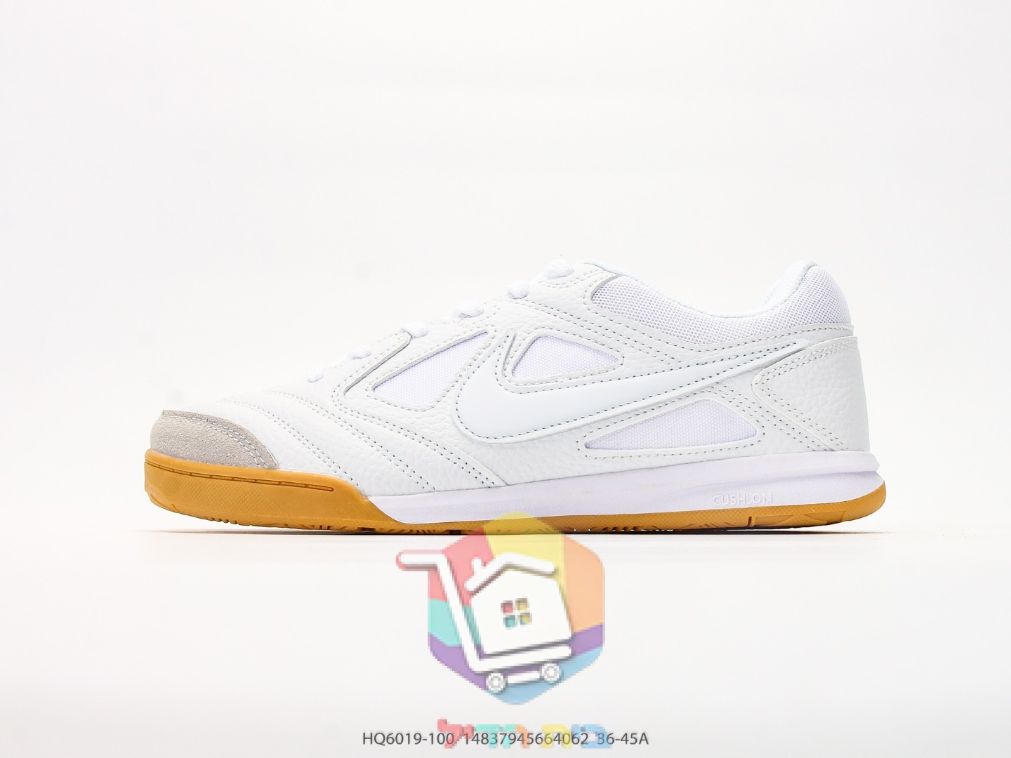 Sneaker Nike in Weiß mit karamellfarbener Sohle