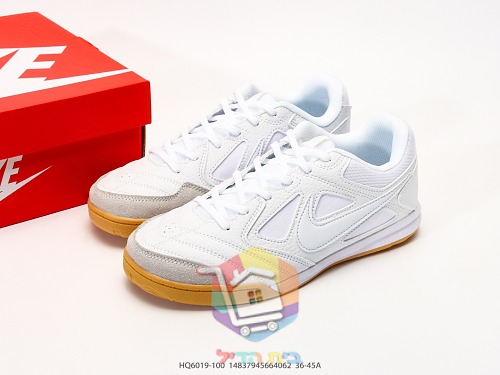 Sneaker Nike in Weiß mit karamellfarbener Sohle 10