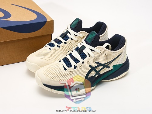 Tennisschuhe ASICS in Creme und Marineblau 10