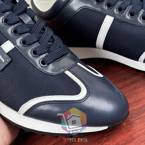 Dolce & Gabbana Sneaker mit Metallplatte an der Seite 5