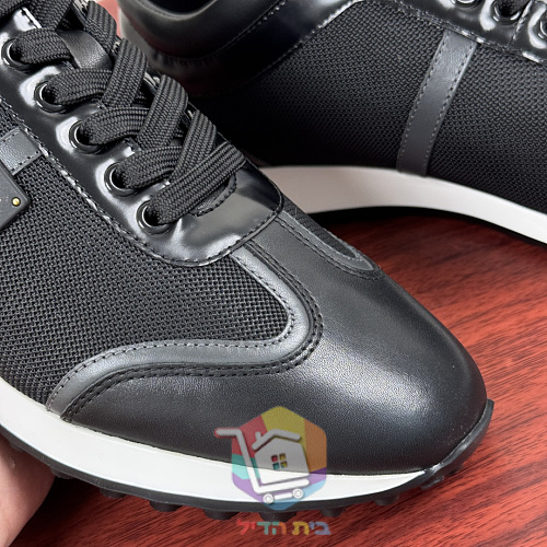 Dolce & Gabbana Sneaker mit Metallplatte an der Seite 22