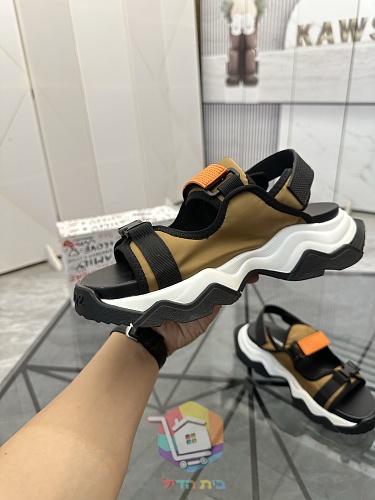 DSQUARED2 Sandalen mit drei verstellbaren Riemen 4