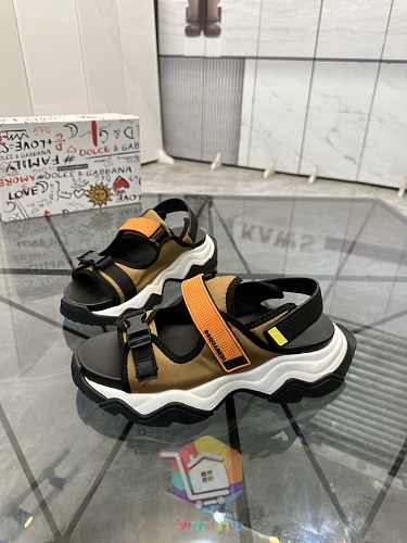 DSQUARED2 Sandalen mit drei verstellbaren Riemen 8