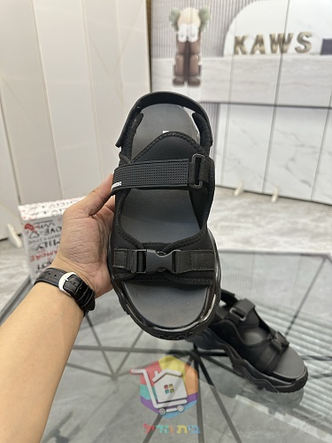 DSQUARED2 Sandalen mit drei verstellbaren Riemen 34
