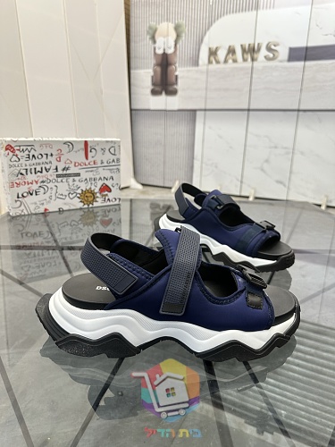 DSQUARED2 Sandalen mit drei verstellbaren Riemen 45