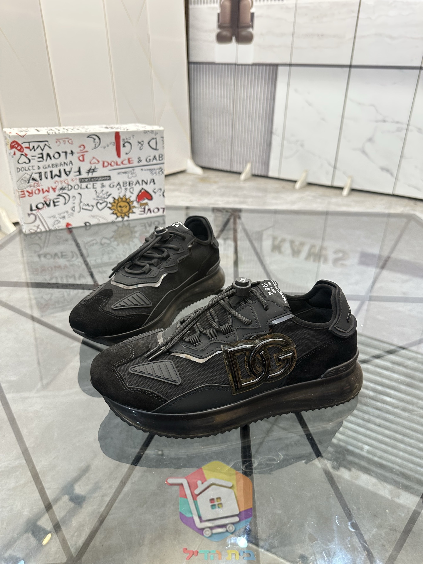 Dolce & Gabbana Sneaker mit Elastikschnürung und Schnalle