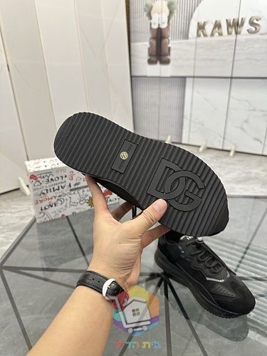 Dolce & Gabbana Sneaker mit Elastikschnürung und Schnalle 2