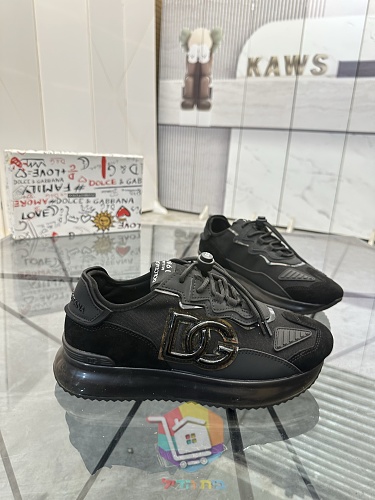 Dolce & Gabbana Sneaker mit Elastikschnürung und Schnalle 8
