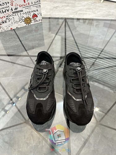 Dolce & Gabbana Sneaker mit Elastikschnürung und Schnalle 9