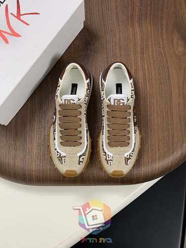 Dolce & Gabbana Sneaker mit DG-Logo aus Leder 24