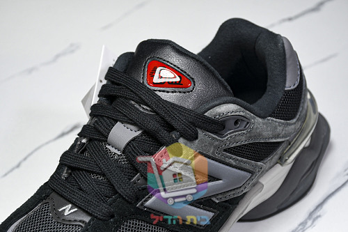 New Balance 9060 in Schwarz und Grau 7