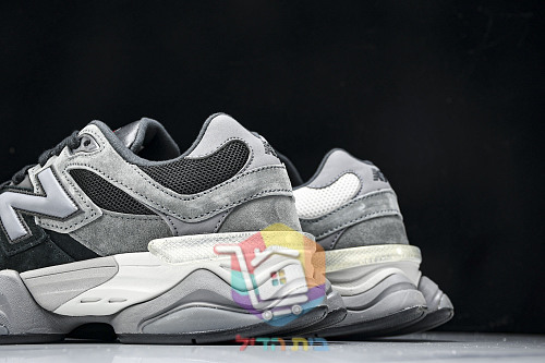 New Balance 9060 in Schwarz und Grau 9