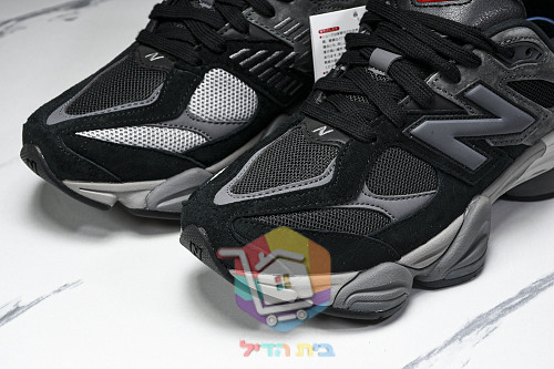 New Balance 9060 in Schwarz und Grau 17