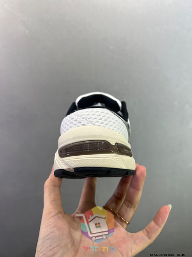 Retro-Laufschuhe ASICS GEL für Herren und Damen 23