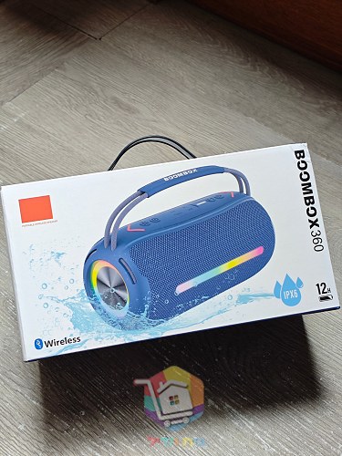 רמקול JBL Boombox עם תאורה, ארבעה גוונים 4