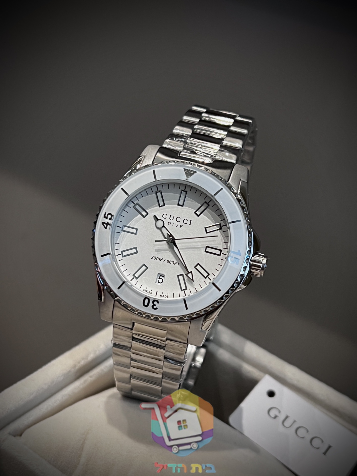 שעון Gucci Dive, 40 מ"מ, שלושה גוונים