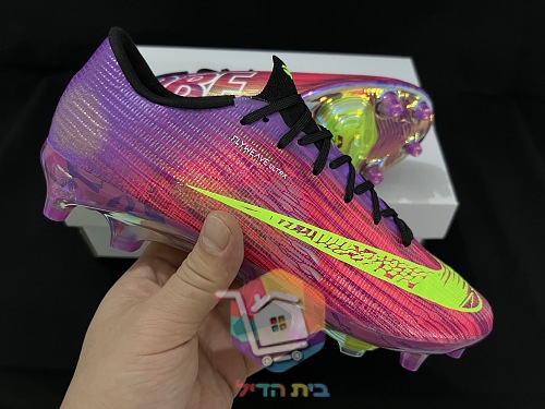 Nike Mercurial Fußballschuhe in Pink und Lila 5