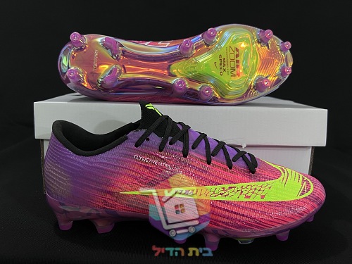 Nike Mercurial Fußballschuhe in Pink und Lila 6